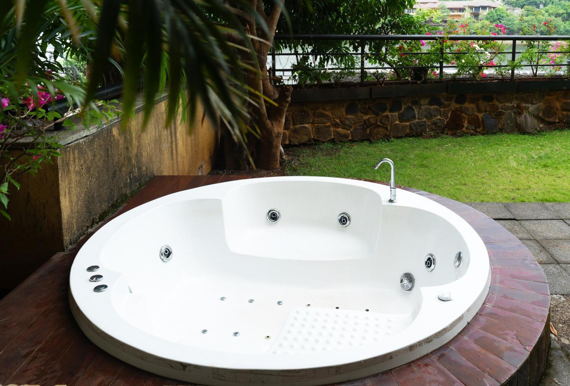 Lavasa Holiday Home Bagian luar foto