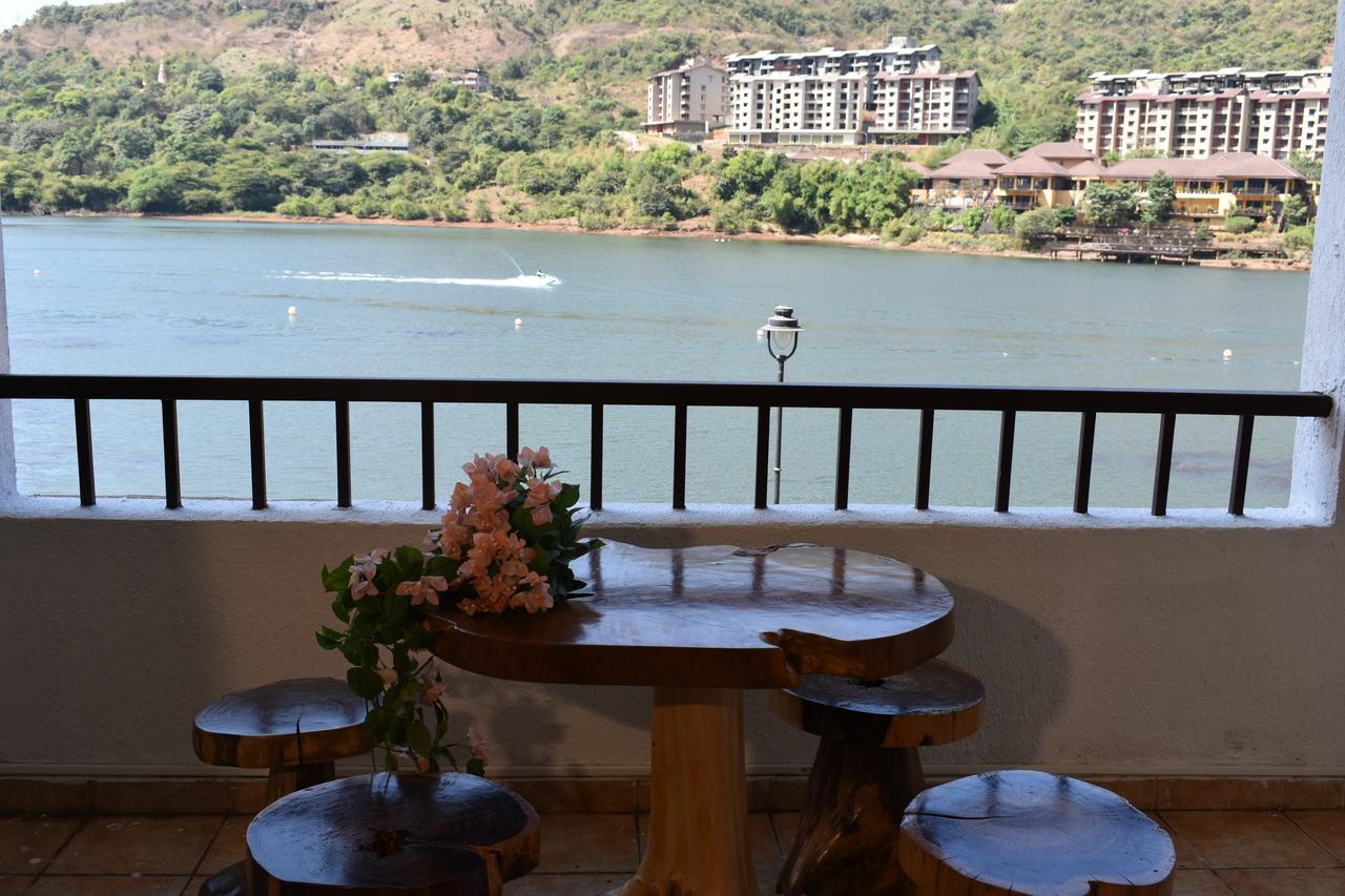 Lavasa Holiday Home Bagian luar foto